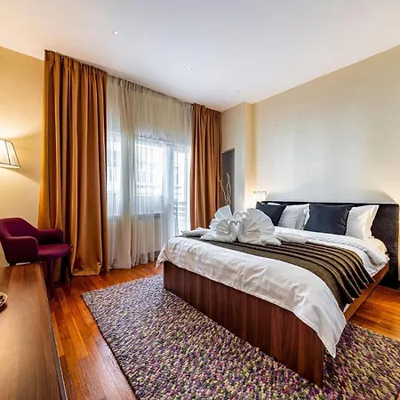 Victoria Secret - Central With View