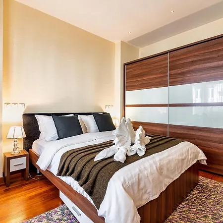 Victoria Secret - Central With View Apartment Bucharest